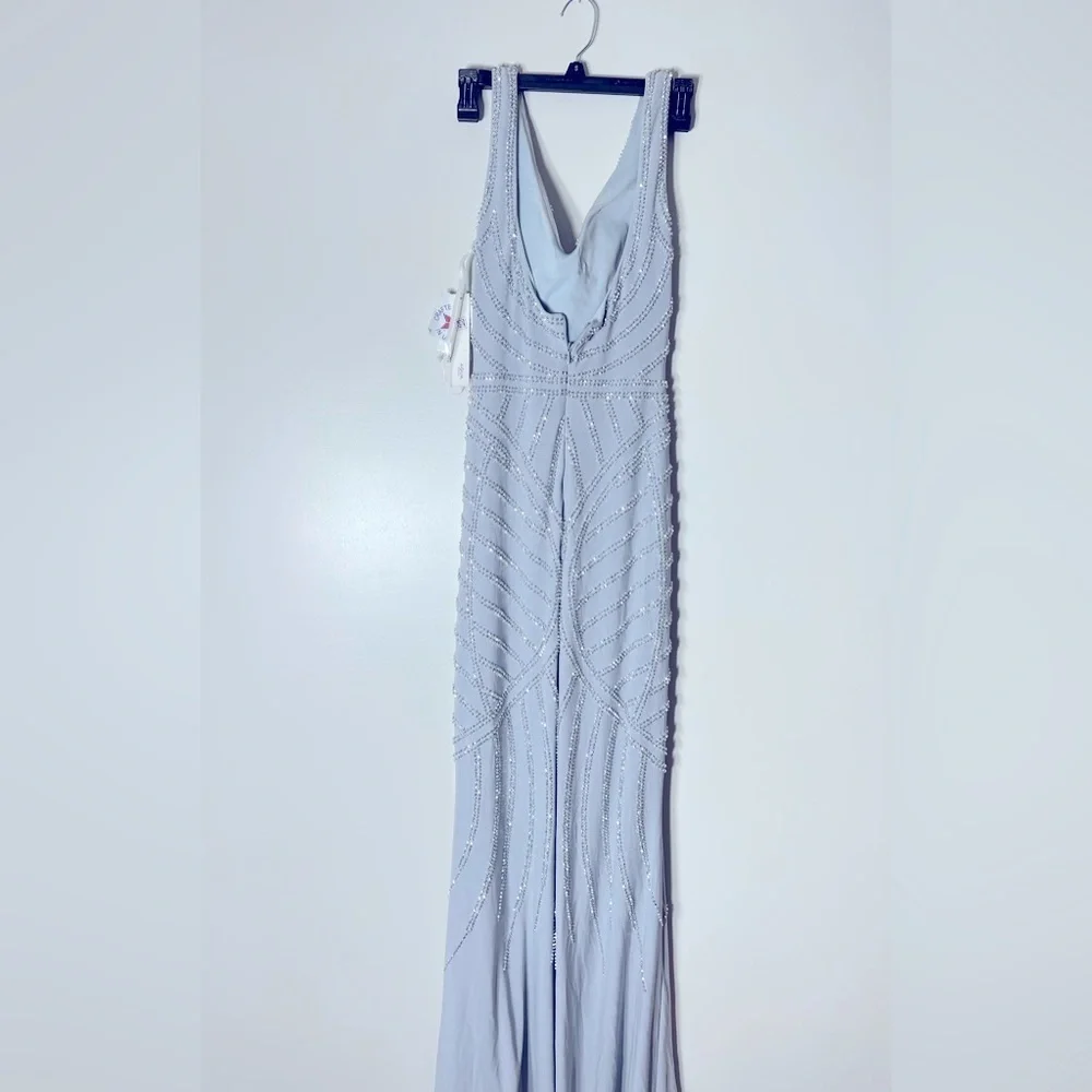 AQUA Embellished Column Gown - 100% Exclusive silver size 4 New - Picture 15 of 16